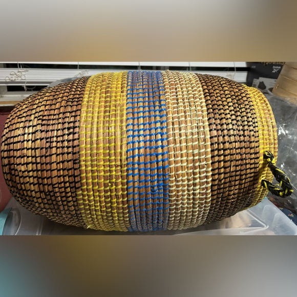 Sweet Grass Basket with Lid ,Senegal West Africa. - Picture 3 of 10